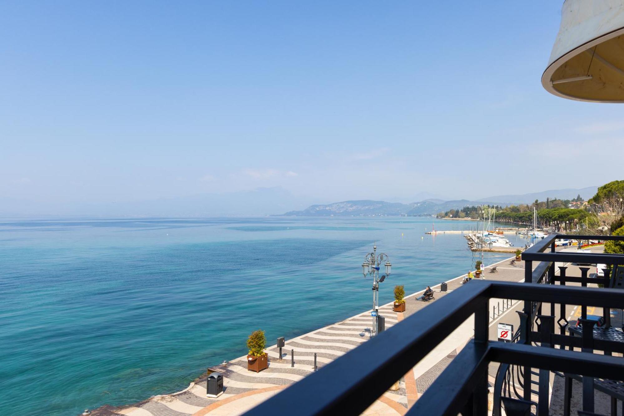 La Vista Postcard Hotel Лацизе Екстер'єр фото
